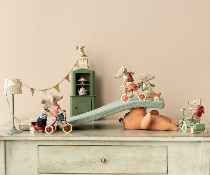 Tricycle Mouse big sister with bag - coral