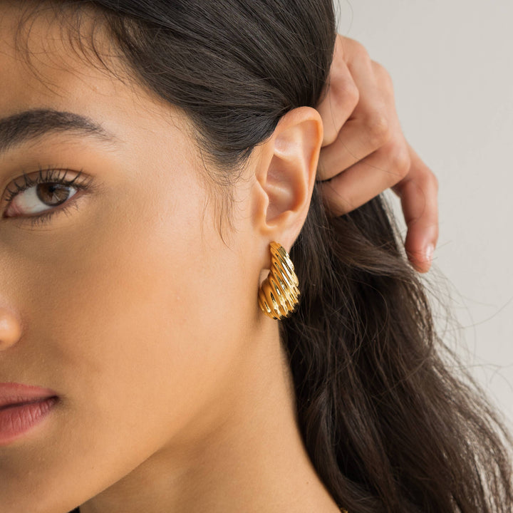 Shell Drop Earrings