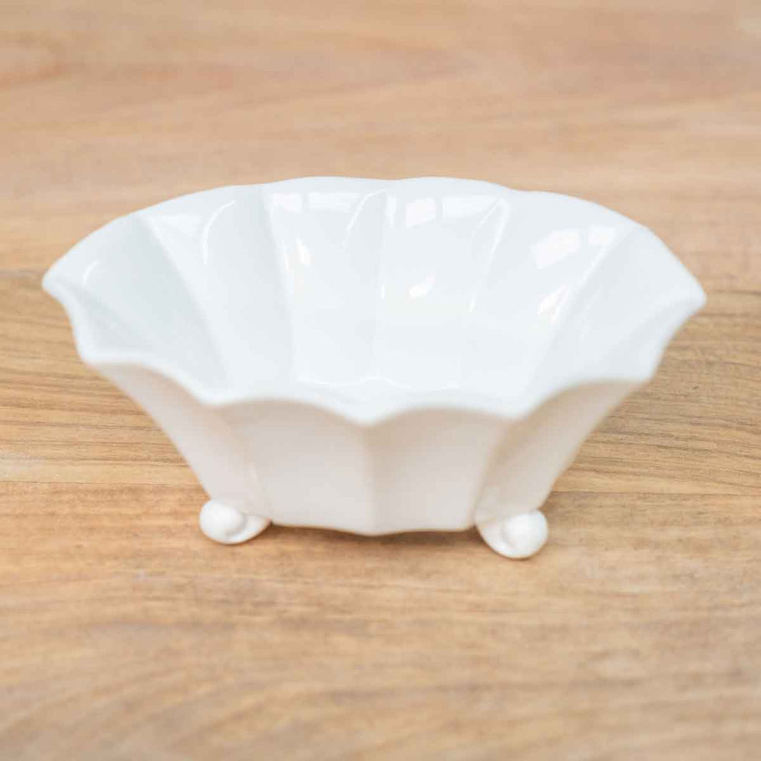 The Royal Standard - Scalloped Candy Dish Antique White 6x2.5x3.5