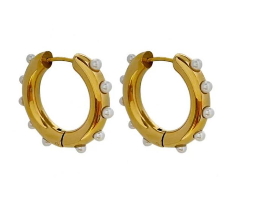 Grande Raised Pearl Gold Hoops