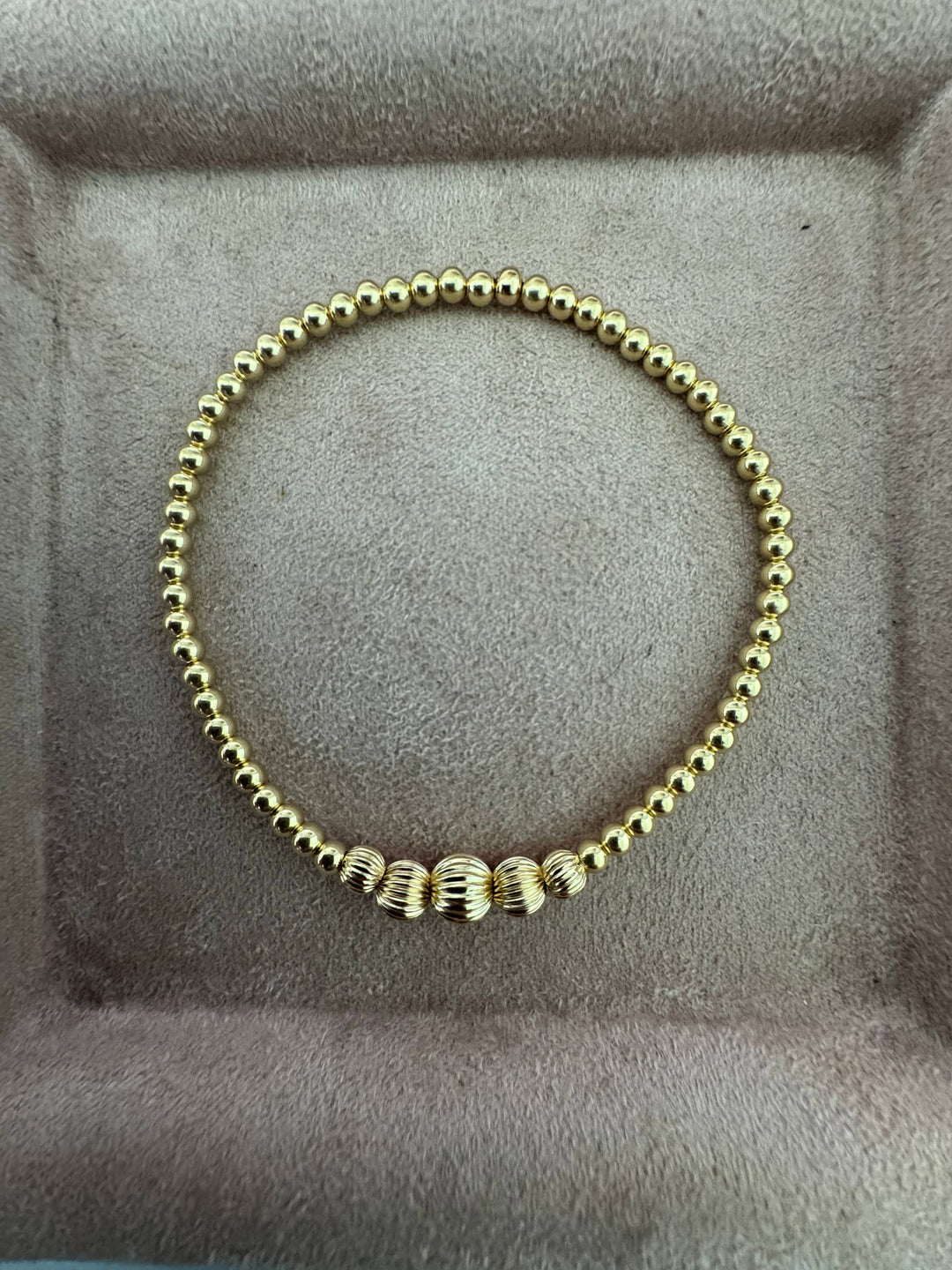 bara boheme - "VICTORIA" 14K Gold field Bracelet: Gold Filled / Stretchy 6.5"