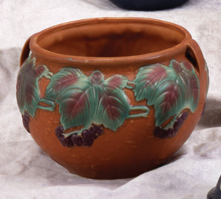 AA Importing - Roseville-Style,Jardinere Blackberry Pot in Brown & Green,6": Green