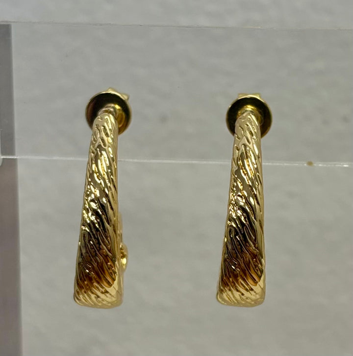 Spiral Hoop with Texture Detail Earring
