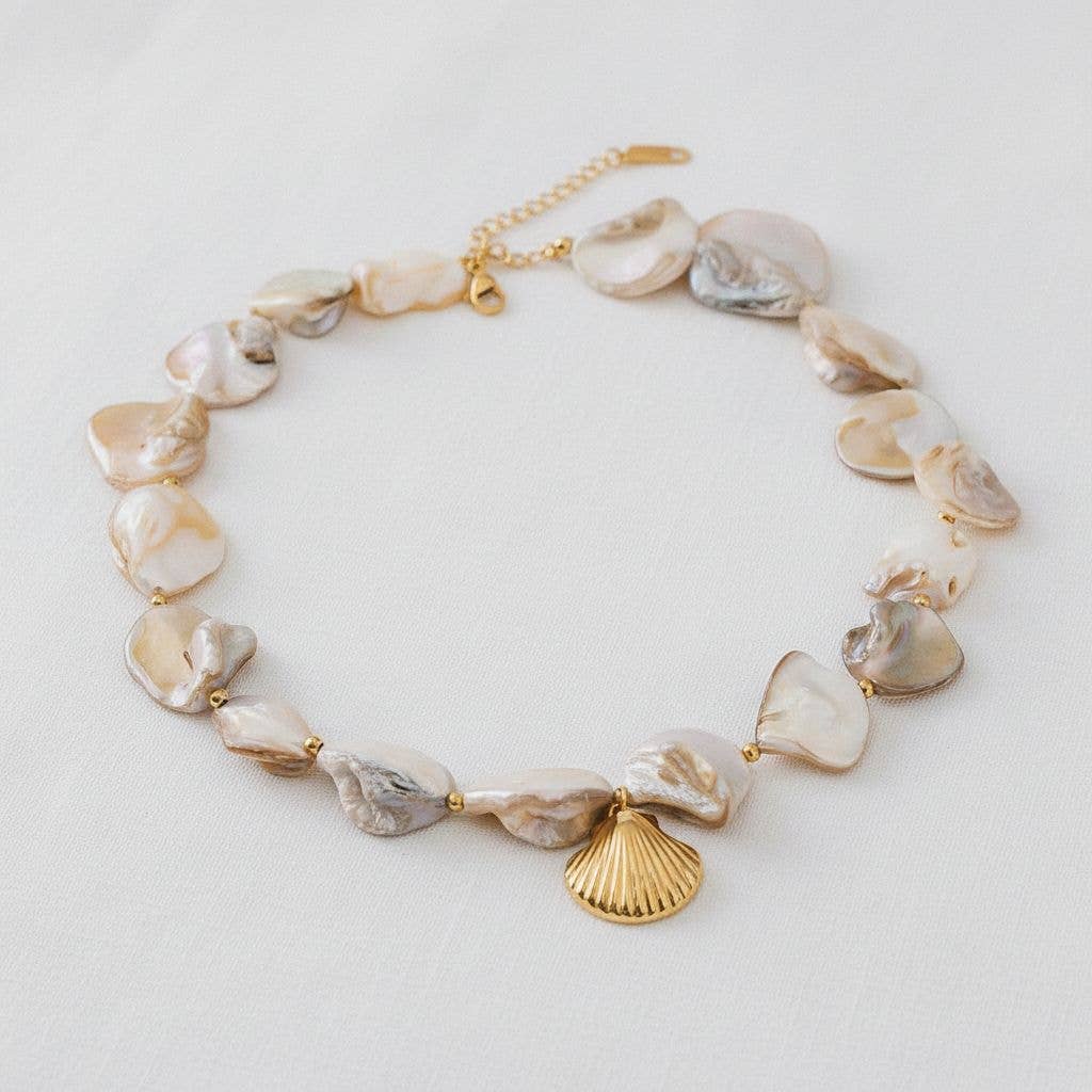 paperln - Shell Pendant Necklace: A15