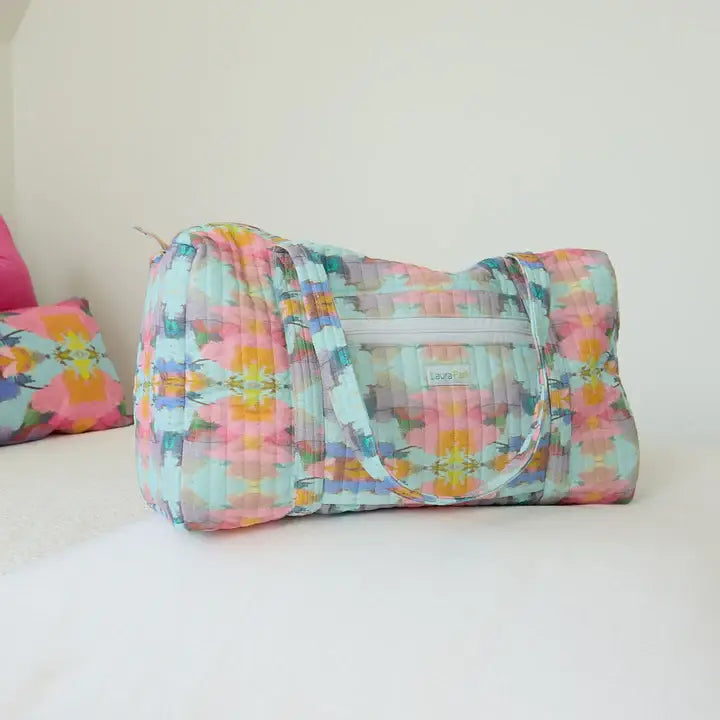 Laura Park Designs - Antigua Smile Weekender Duffle Bag: One Size