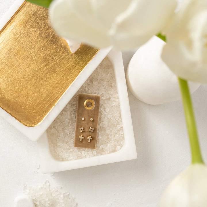 Splendid Iris - Cross Velvet Stud Gift Set: Gold