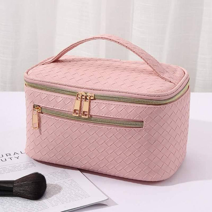 Beauty Stash -  Double Zip Train Makeup Case: Snow