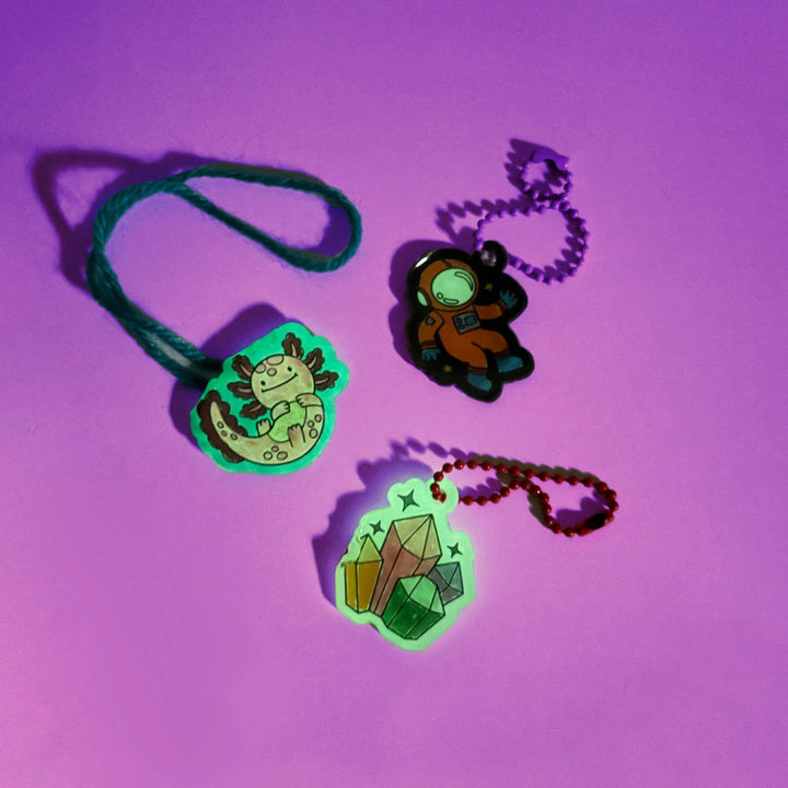 OOLY - Shrink-Its! DIY Shrink Art Kit - Glow Buddies