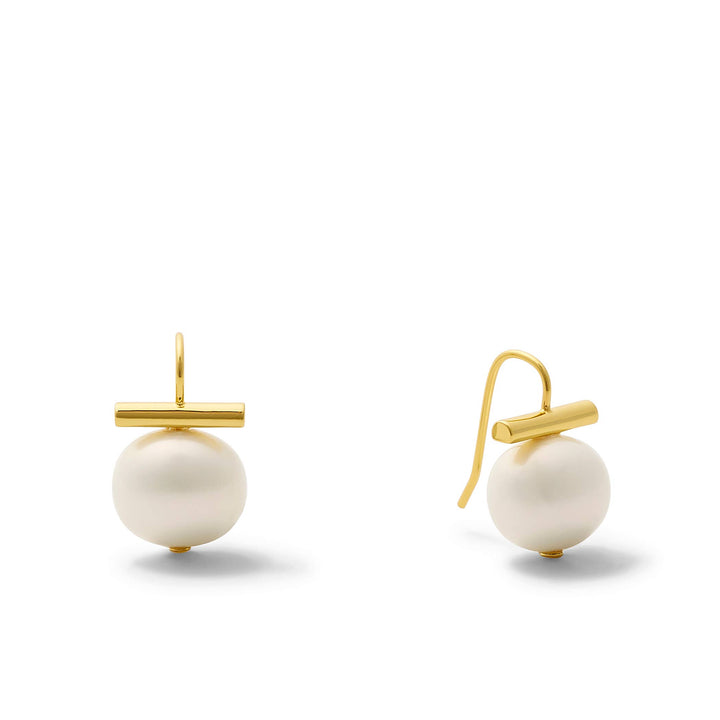 CC & Co by Catherine Canino - Classic Forever Fave Pebble Pearls Earrings~ Medium: White