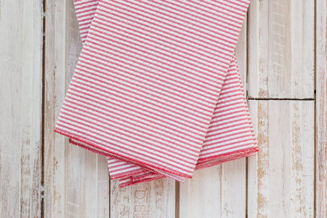 Dot and Army - Seersucker Everyday Napkins, set of four: Khaki