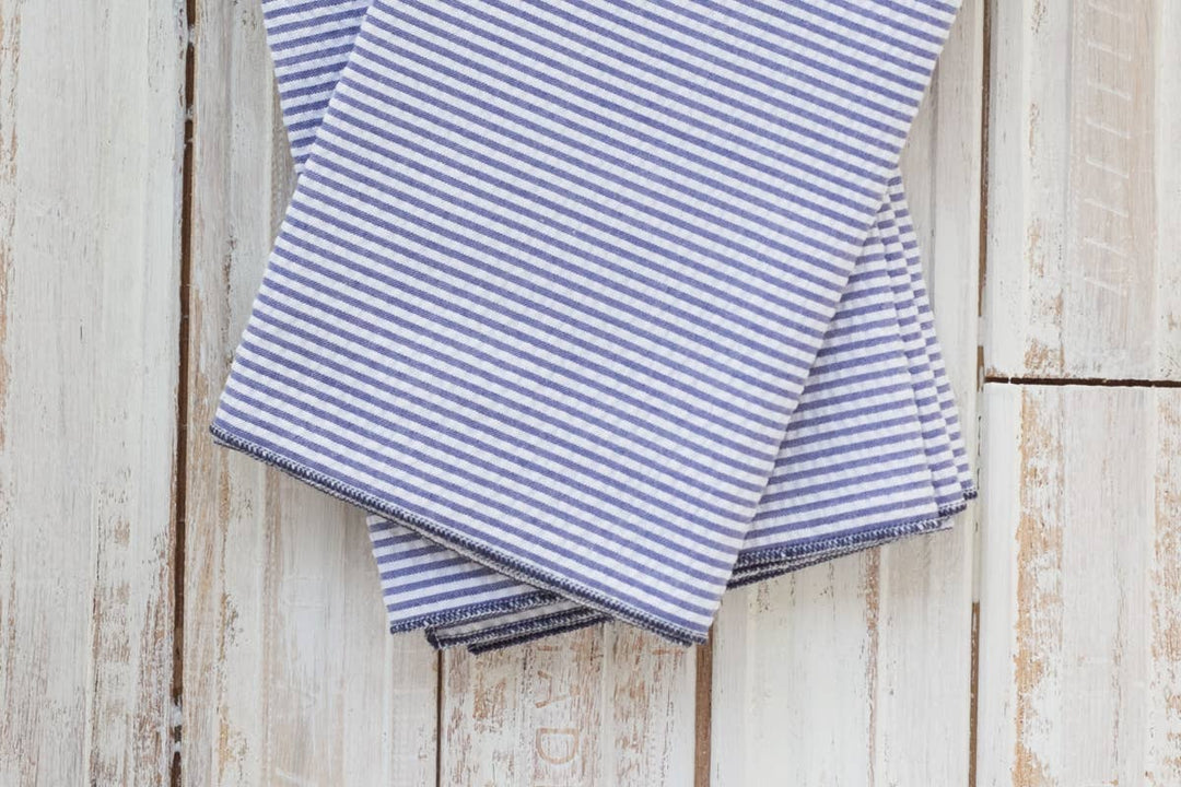 Dot and Army - Seersucker Everyday Napkins, set of four: Khaki