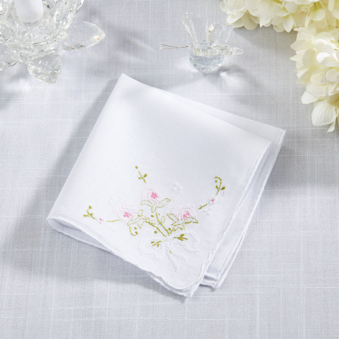 Saro Lifestyle - Delicate Floral Embroidery Handkerchief: White / 13"