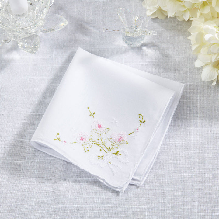 Saro Lifestyle - Delicate Floral Embroidery Handkerchief: White / 13"