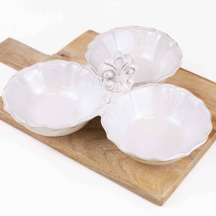 The Royal Standard - Fleur de Lis Tri Server   Antique White   9.5x3.75x9