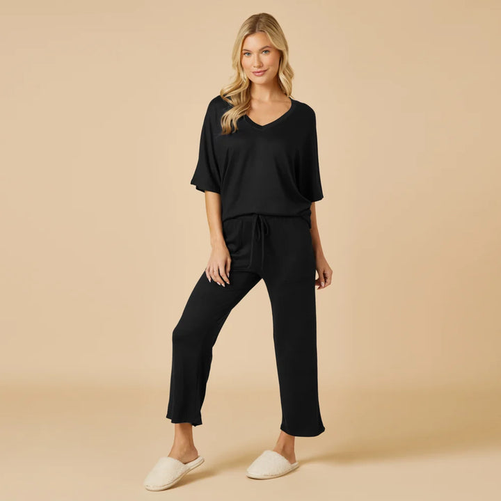 Dream Relaxed V-Neck with Capri Lounge Set