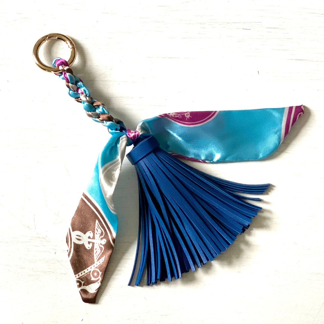 Be Clear Handbags - Amelia tassel bag charm: Taupe