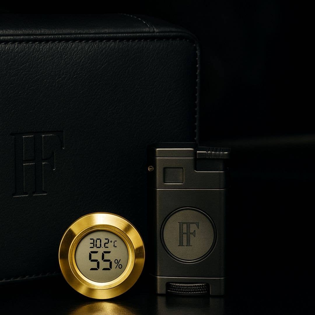 Fluid And Fire - Regis 6-Slot Leather Travel Case – Cutter, Torch & Humidity Chamber: Maroon Case + Torch Lighter With Built-in Cutter