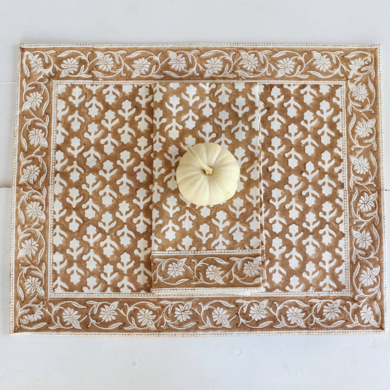 PACIFIC & ROSE TEXTILES Charlotte Placemat - Thumbnail 2