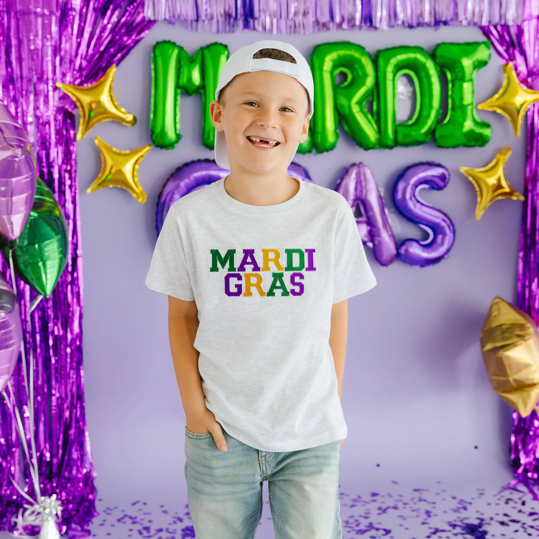 Sweet Wink - Mardi Gras Patch Short Sleeve T-Shirt - Ash - Boys Clothing: 3T