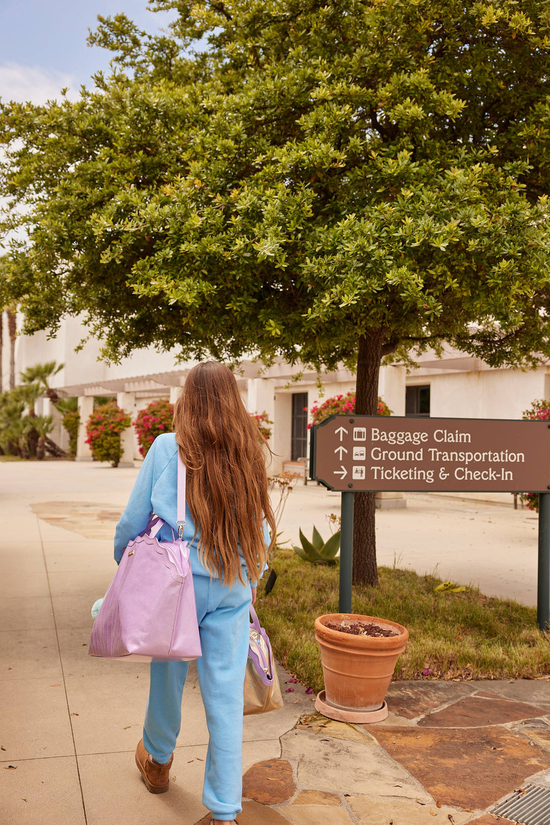 Glimmer Wish - Mermaid Shell Overnight Bag