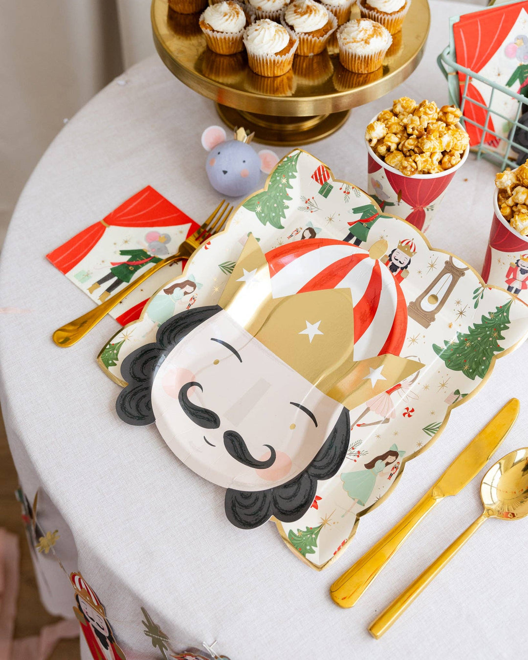 My Mind’s Eye - NUT1142 - Nutcracker Shaped Head 10" Plate