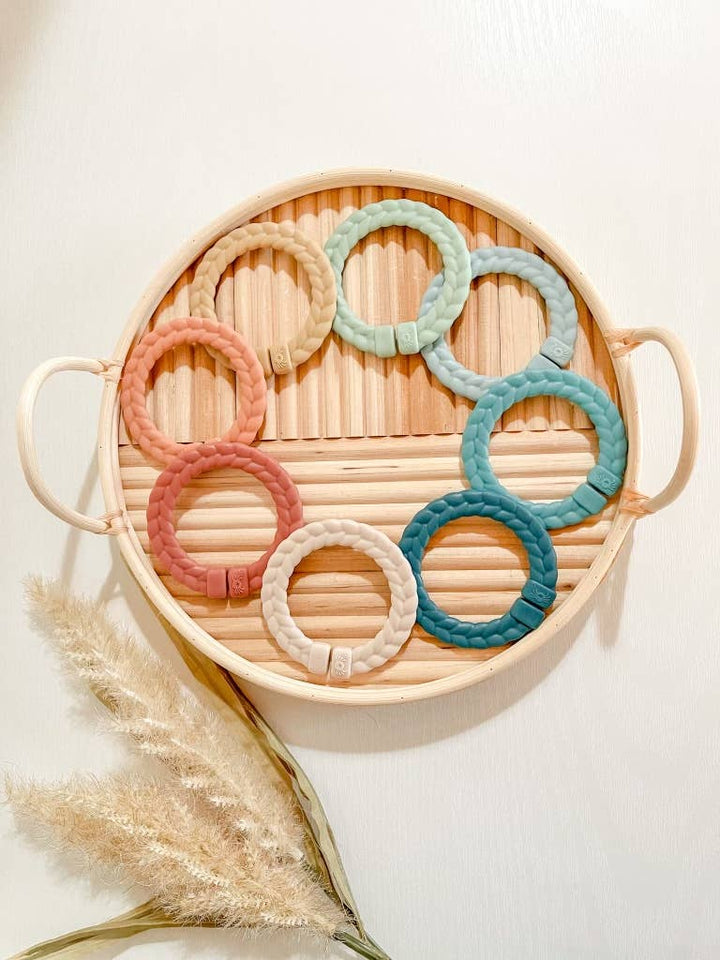 Itzy Ritzy - Bitzy Bespoke Itzy Rings™ Linking Ring Set: Rainbow