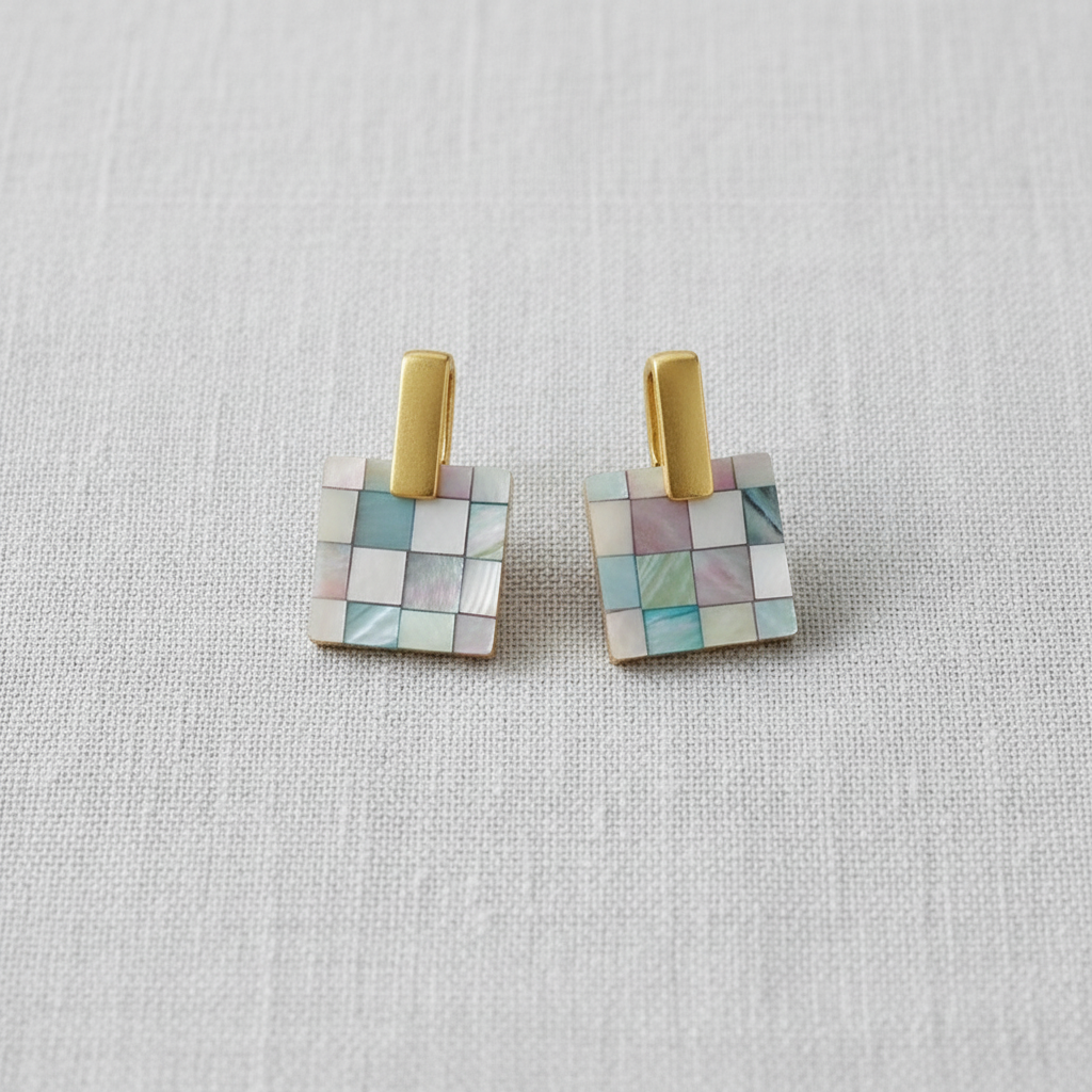 paperln - Handcrafted Shell Zircon Stud Earrings