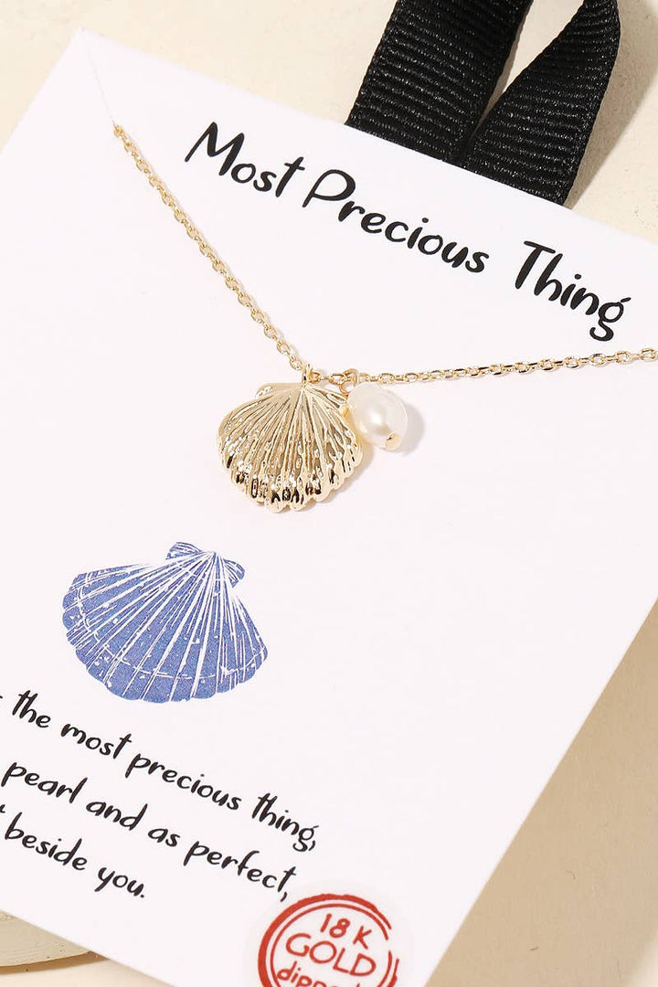 Anarchy Street - Seashell Clam Pendant Necklace: G