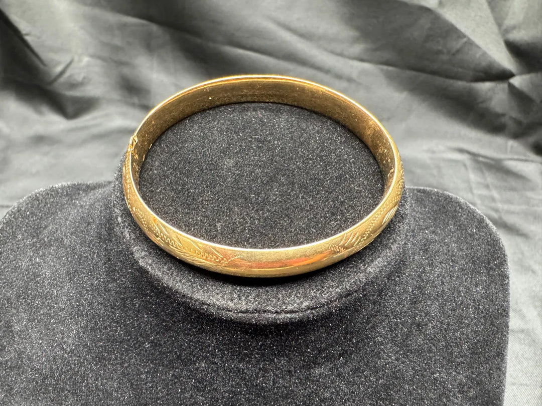 Estate 14K Yellow Gold Bangle Bracelet | Hand-Engraved Design | 10.52g