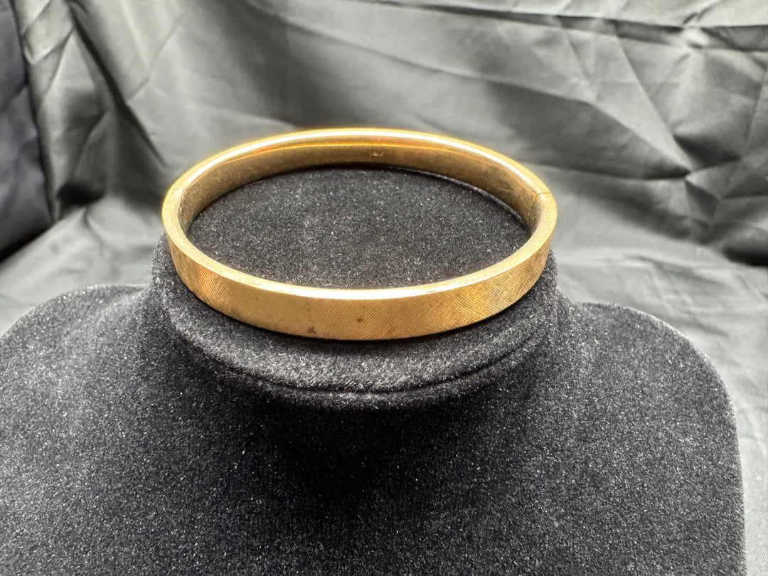 Estate 14K Yellow Gold Bangle Bracelet | Crosshatch Matte Finish | 10.99g