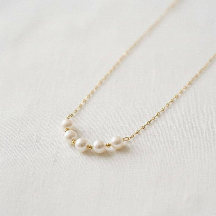 paperln - Smiling Pearl Necklace: A2
