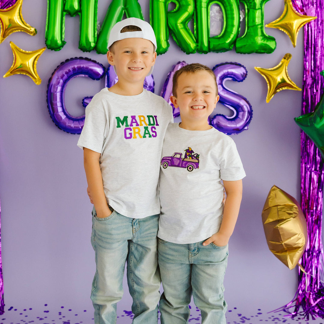 Sweet Wink - Mardi Gras Patch Short Sleeve T-Shirt - Ash - Boys Clothing: 3T