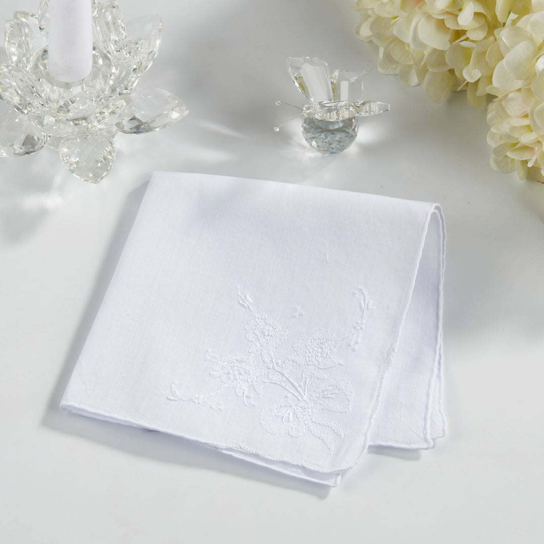 Saro Lifestyle - Delicate Floral Embroidery Handkerchief: White / 13"