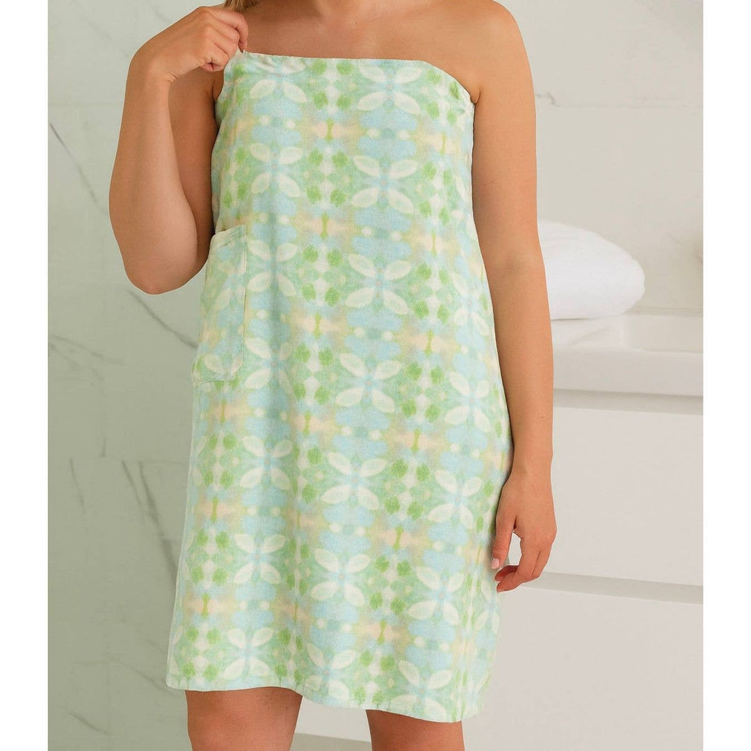 Laura Park Designs - Elephant Falls Bath Wrap: One Size