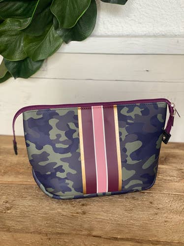TAYLOR GRAY - The Carroll Large Neoprene Makeup Bag| shoptaylorgray