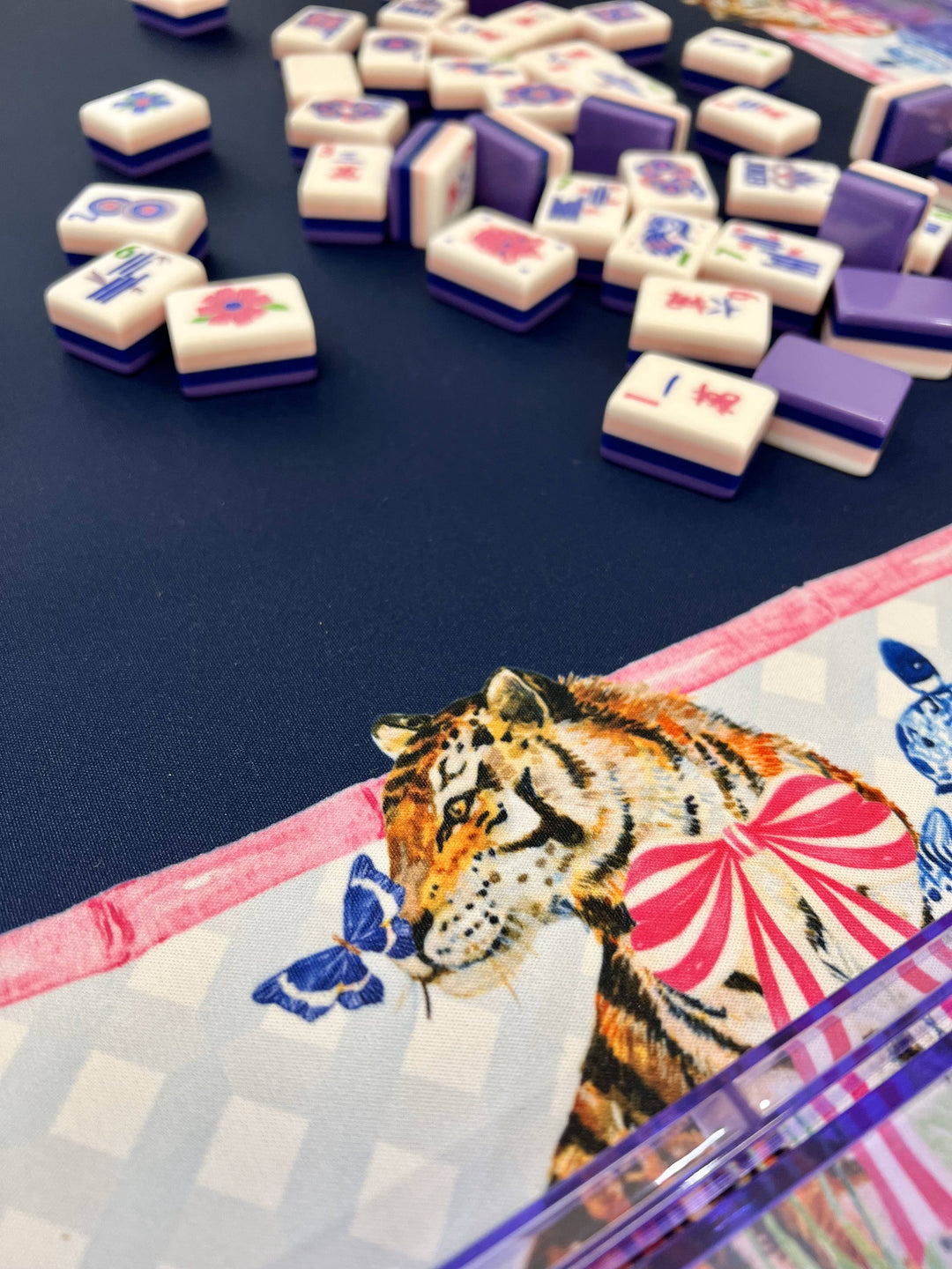 TAYLOR GRAY - Mahjong Mat Chinoiserie