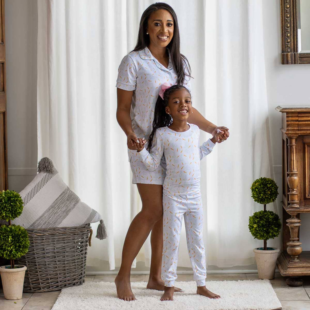 The Royal Standard - Kid's Bunny Love Long Sleeve Pajamas White/Sky: 4T