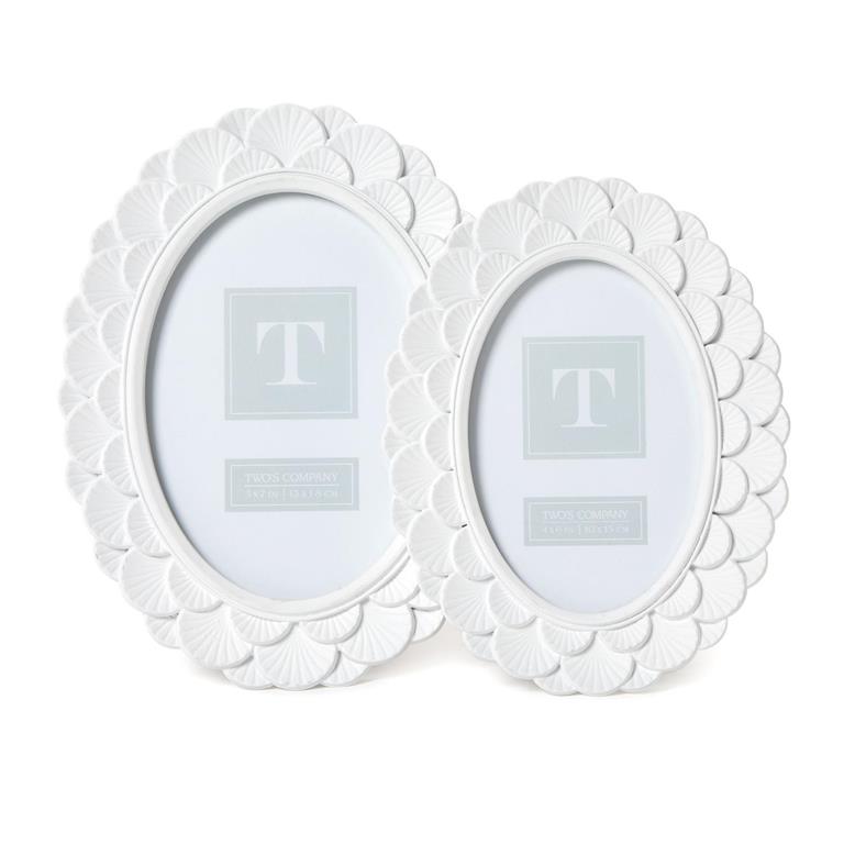 White Fanshell Oval Photo Frame In 2 Sizes