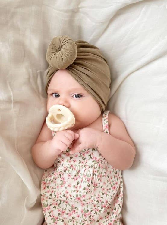Itzy Ritzy - Sweetie Soother™ Pacifier Sets (2-pack): 6-18 M Pink Bows