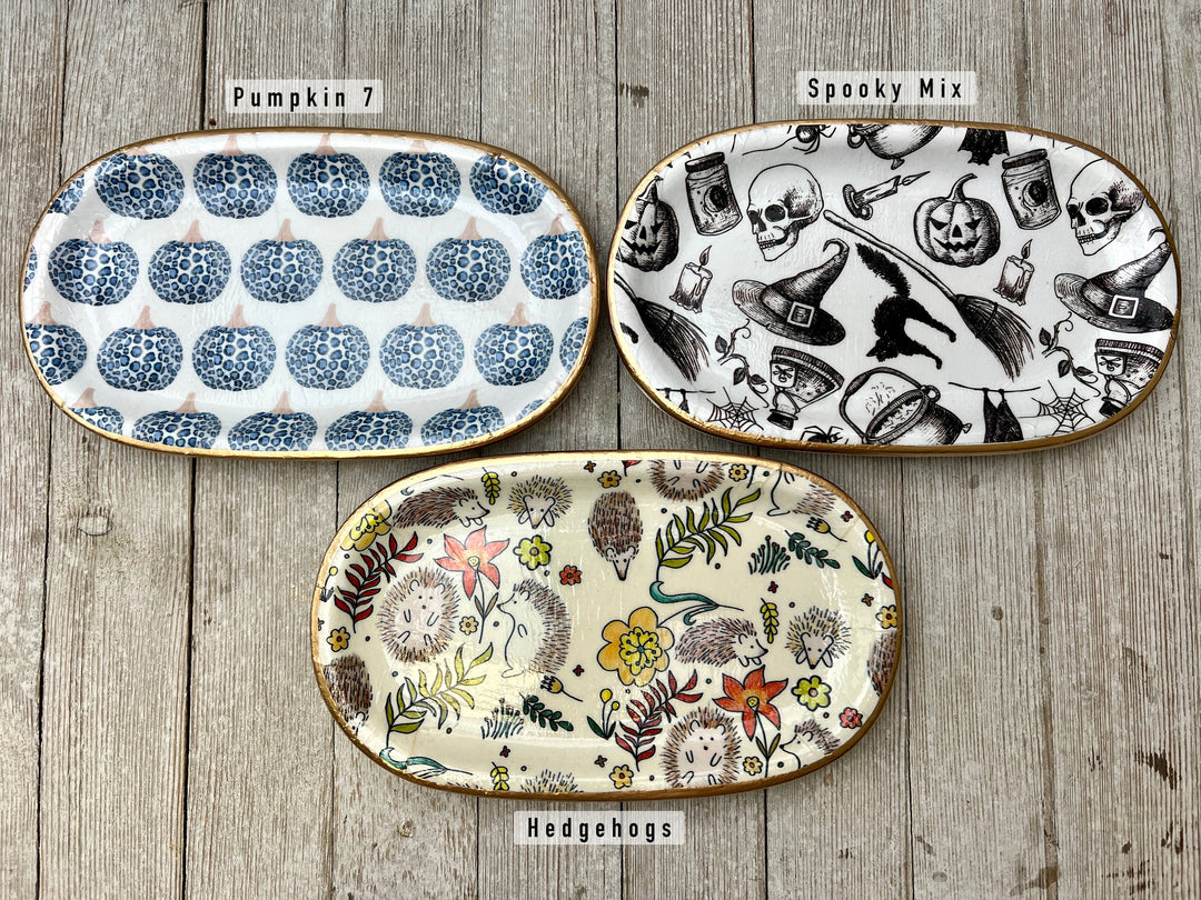 Ten Twenty Six Designs - Fall / Halloween Ceramic Jewelry tray: Large / Pumpkin & Jars 3