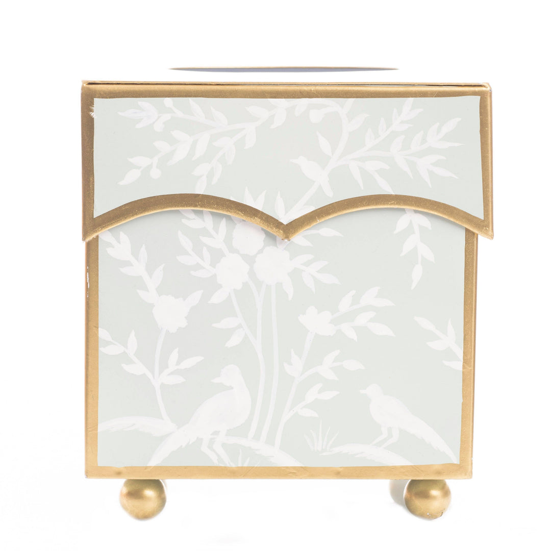 The Enchanted Home - STUNNING NEW PALE BLUE/WHITE SCALLOPED TISSUE BOX