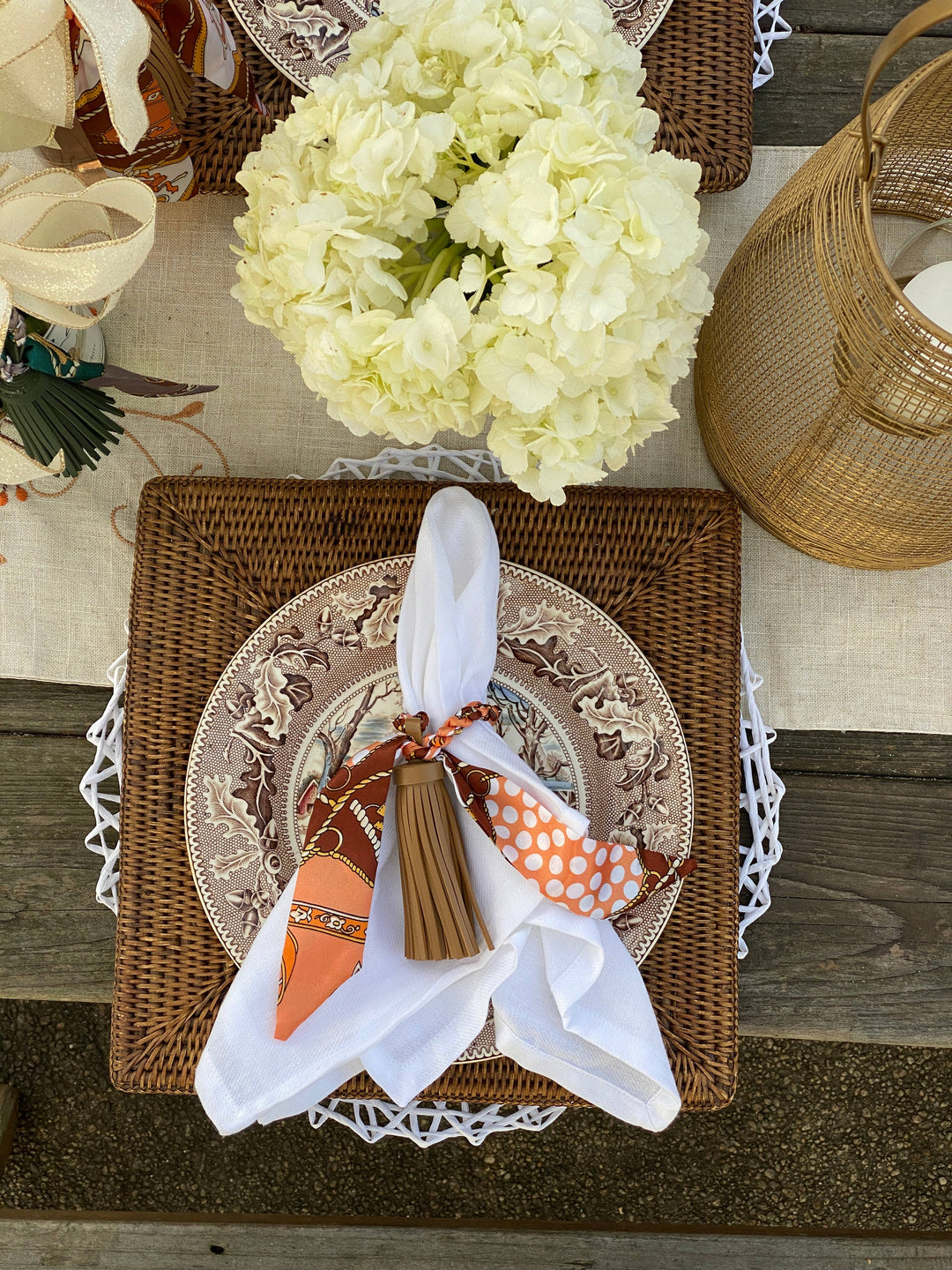 Be Clear Handbags - Amelia tassel bag charm: Taupe