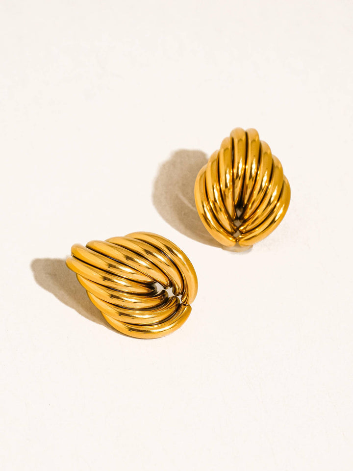 Flânerie by MAIQ - Lysandra 18K Gold Non-Tarnish Layered Teardrop Earrings: Yellow Gold