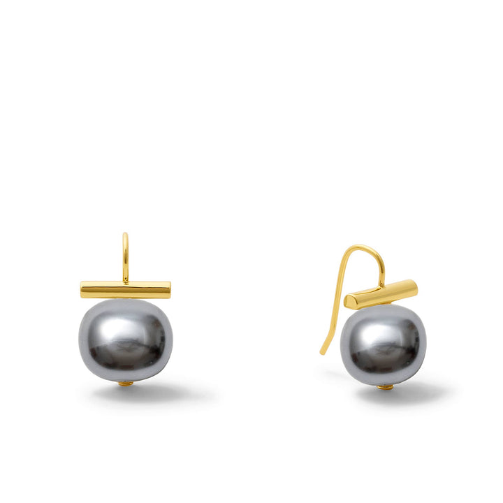 CC & Co by Catherine Canino - Classic Forever Fave Pebble Pearls Earrings~ Medium: White