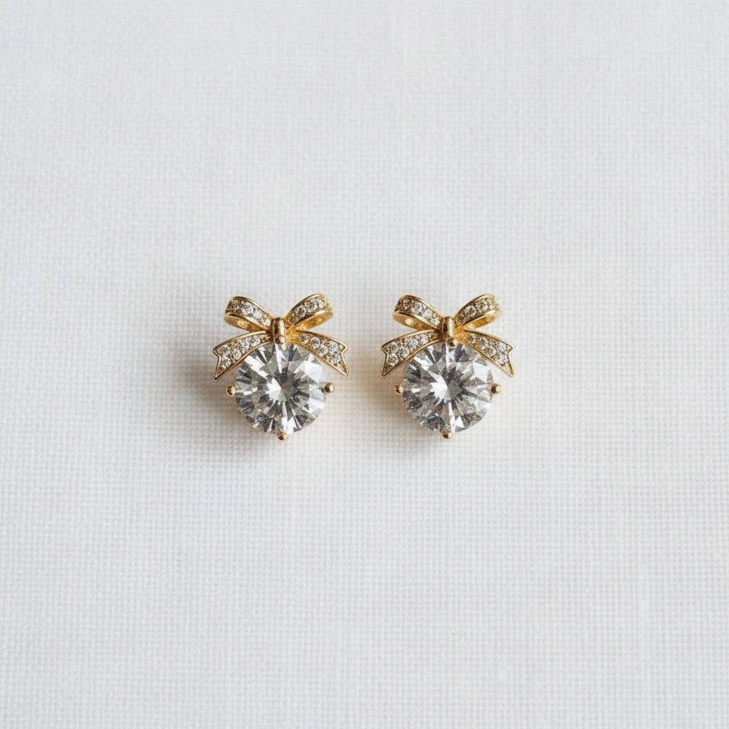 Ellemadera - Elegant cz stud with bow