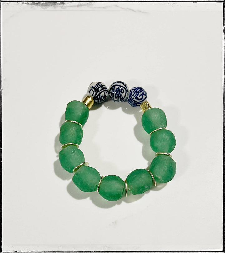 GentrybyJenna - Recycled Glass & Chinoiserie Bead Stretch Bracelet- Green: 6.5”