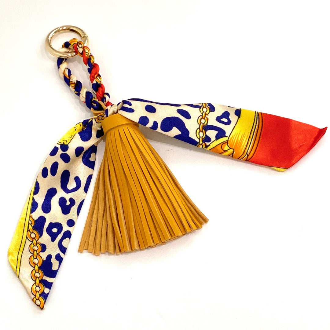 Be Clear Handbags - Amelia tassel bag charm: Taupe