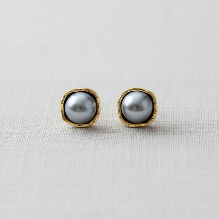 paperln - Silver Pearl Stud Earrings