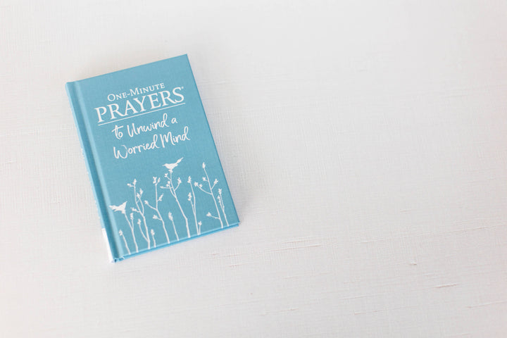 Harvest House Publishers Gift & Specialty Books - One-Minute Prayers  to Unwind a Worried Mind: Hardcover / English