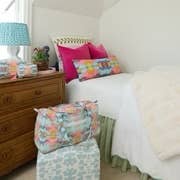 Laura Park Designs - Antigua Smile Weekender Duffle Bag: One Size